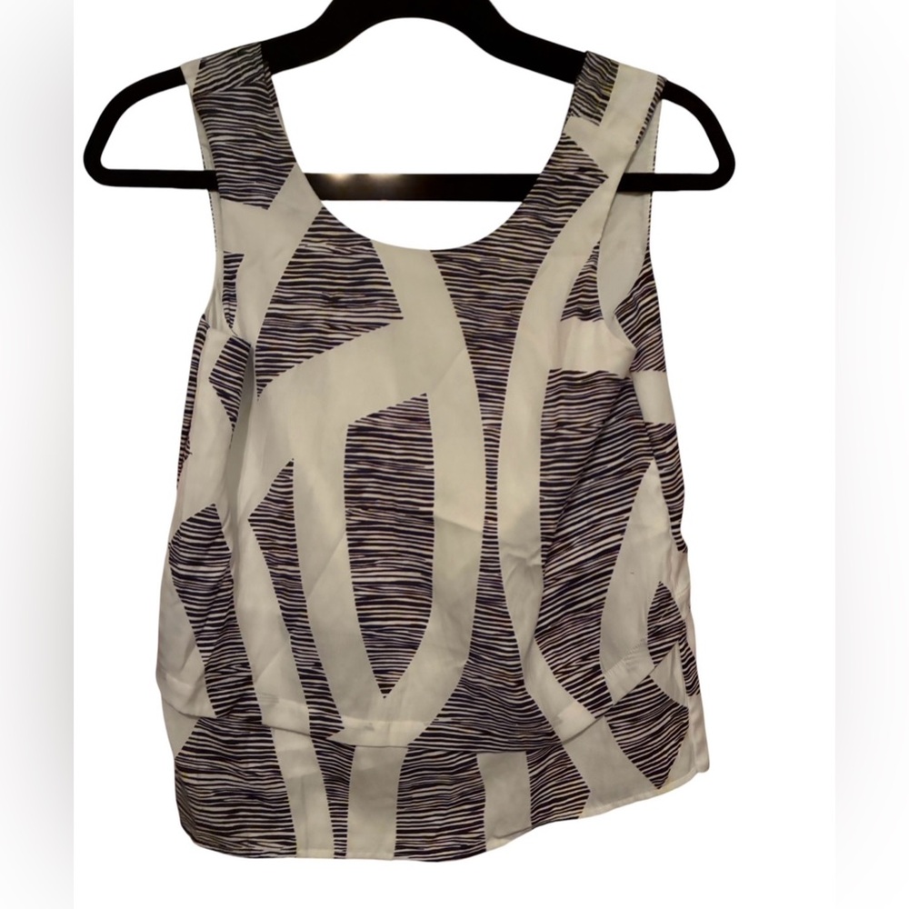 NWT AX ARMANI EXCHANGE SLEEVELESS BLACK & WHITE BLOUSE SIZE XS